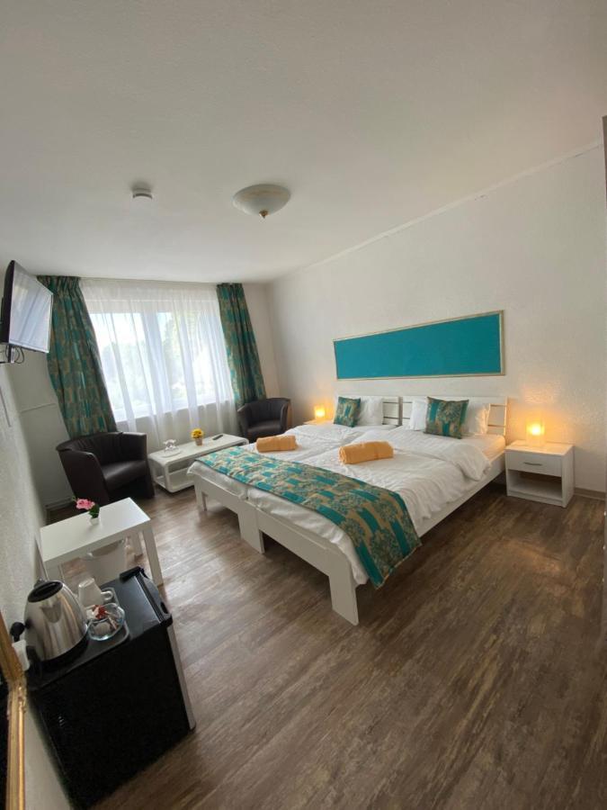 Hotel Filoxenia Butjadingen Exteriör bild