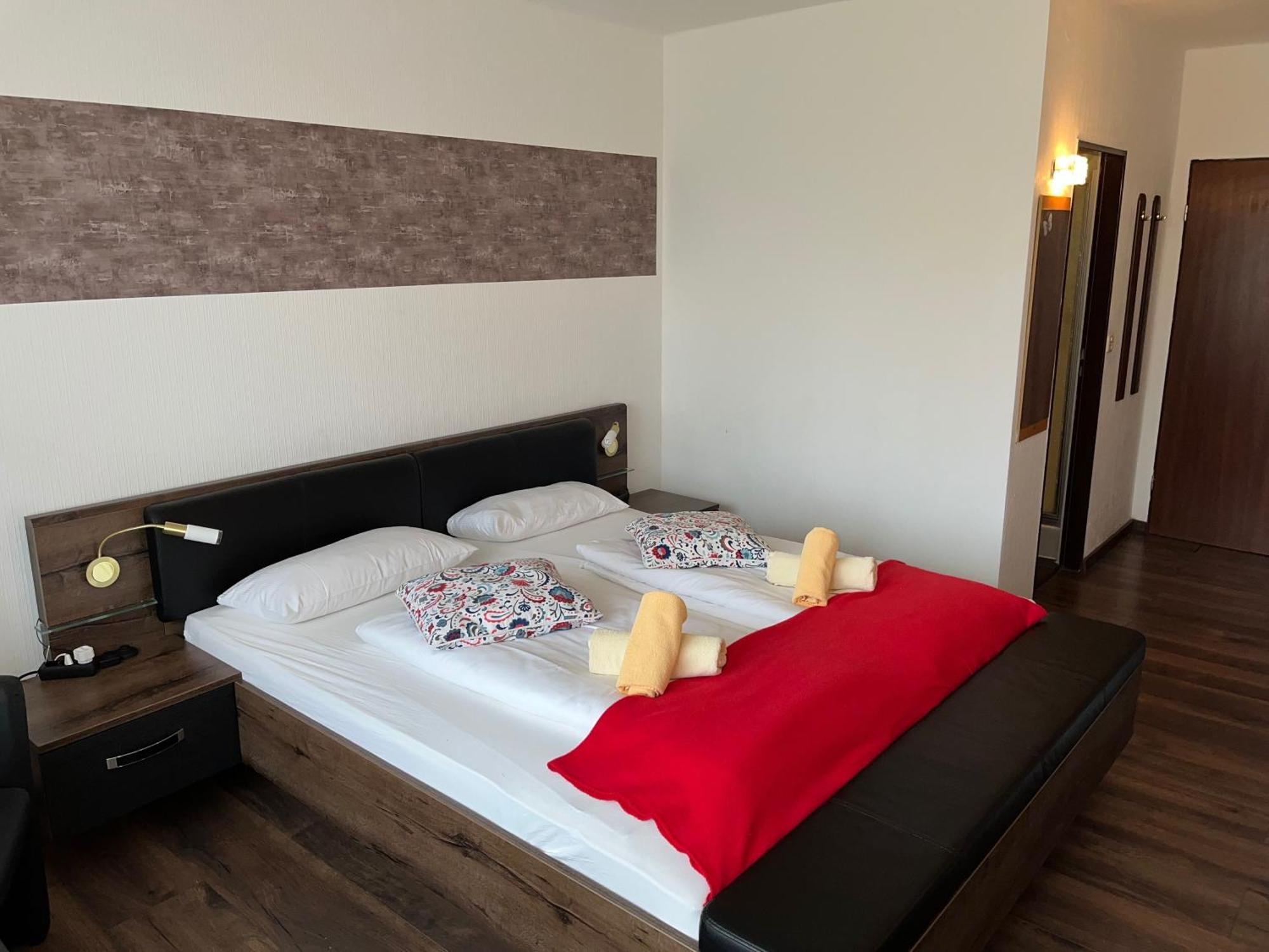 Hotel Filoxenia Butjadingen Exteriör bild